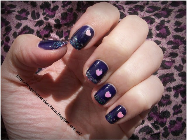 lilac manicure